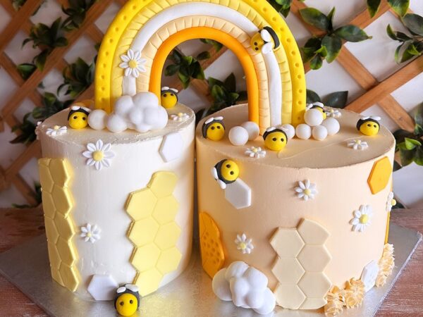 Torta Diseño Abejitas