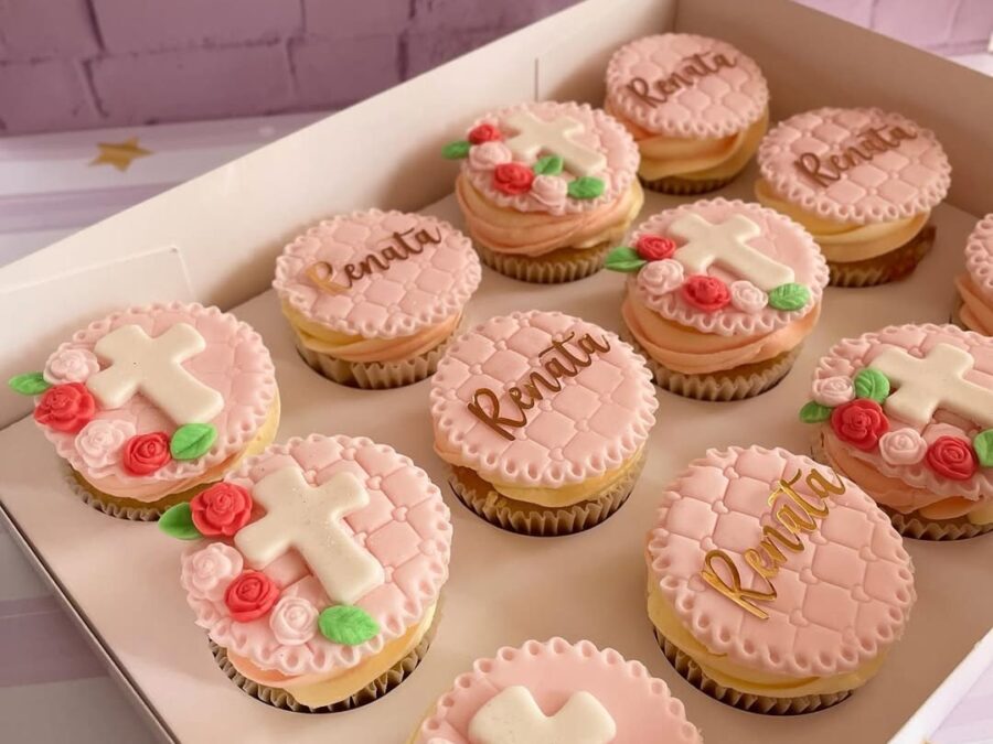 Torta Primera Comunión + Cupcakes