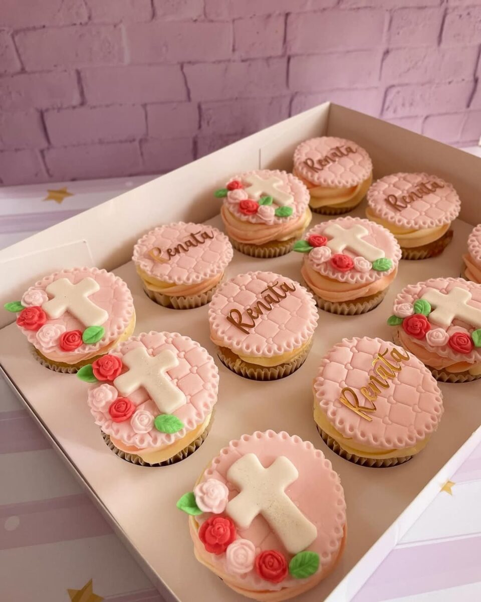 Torta Primera Comunión + Cupcakes